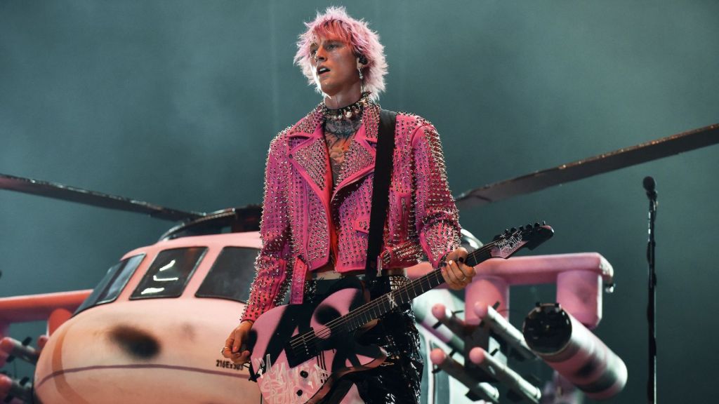 Machine Gun Kelly llega a los cines con el cierre de su gira “Mainstream Sellout&nbsp;Tour”
