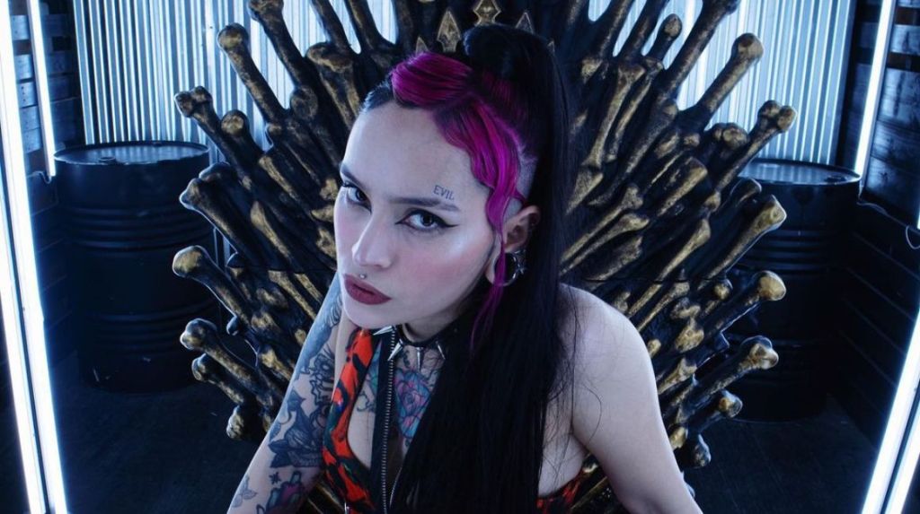 CATTALINAEVIL presentó su nuevo sencillo&nbsp;«(IM)POSIBLE»