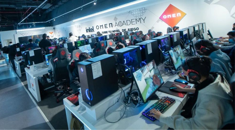 Ya abrió centro gamer más grande de Chile: Movistar&nbsp;GameClub