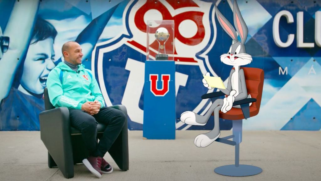 Bugs Bunny se une a TNT Sports con inéditas entrevistas a figuras del próximo&nbsp;Superclásico