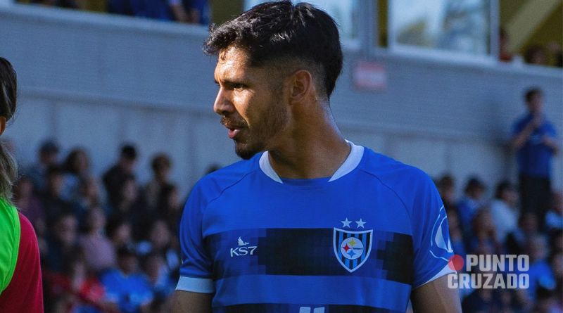 ¿Hay opciones que llegue a la UC?: Se cae fichaje de Jimmy Martínez en Argentina 